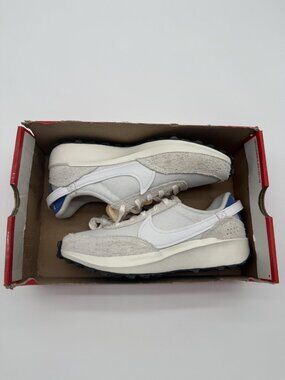 New Nike Waffle Debut VNTG Shoes Womens Size 9 White Running Sneakers DX2931 400